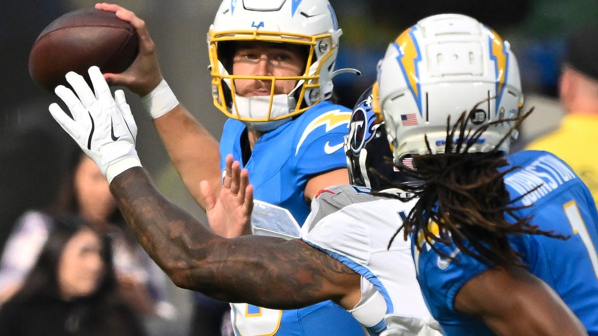 Predicting the Chargers' 2025 53-man lineup