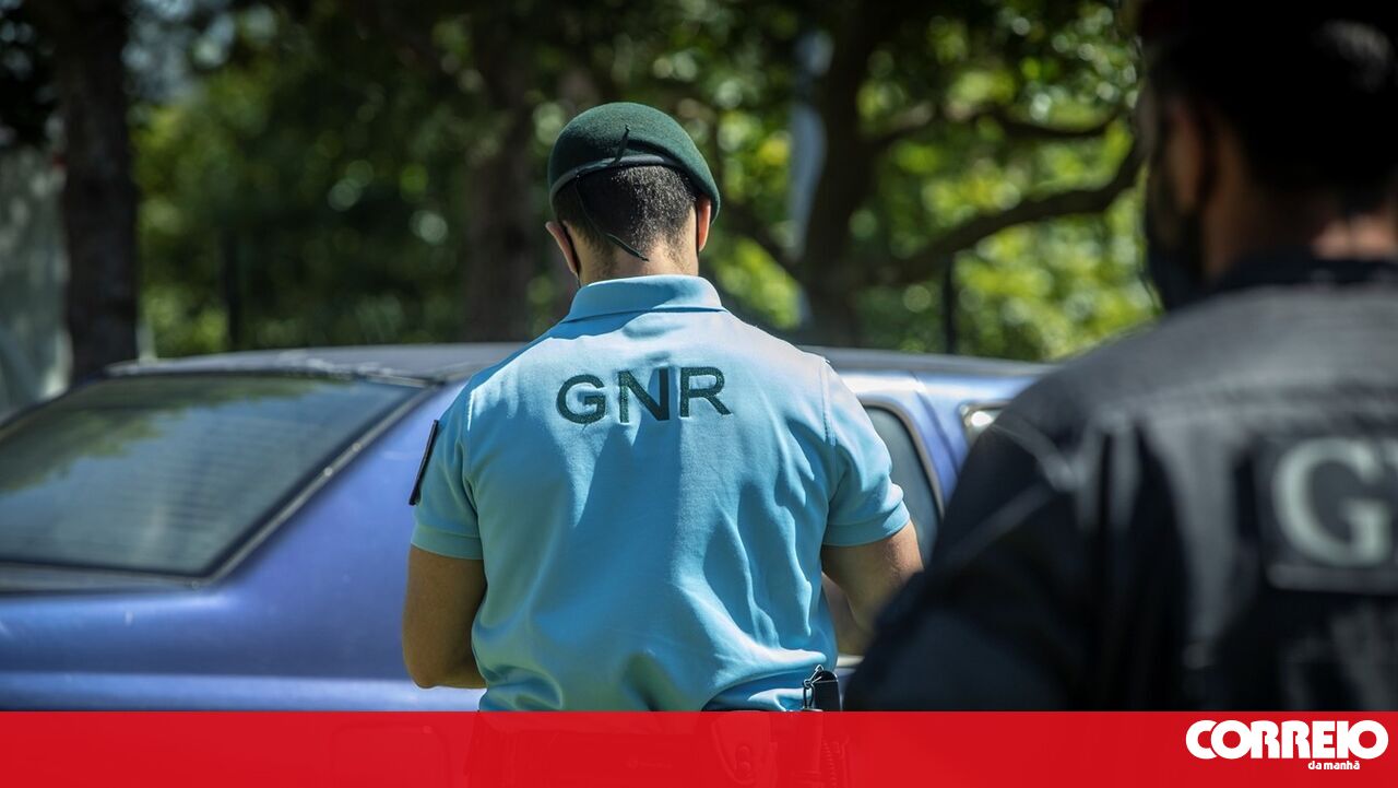 Prisão preventiva com faca em Palm – Portugal Roubo Crime