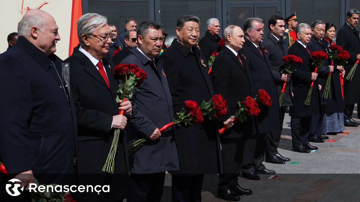 Putin comemora o Dia da Vitória com Xi Jinping em Moscou