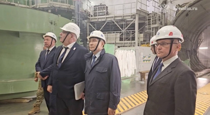 Putin visita Kursk pela primeira vez desde que a Rússia recupera a região