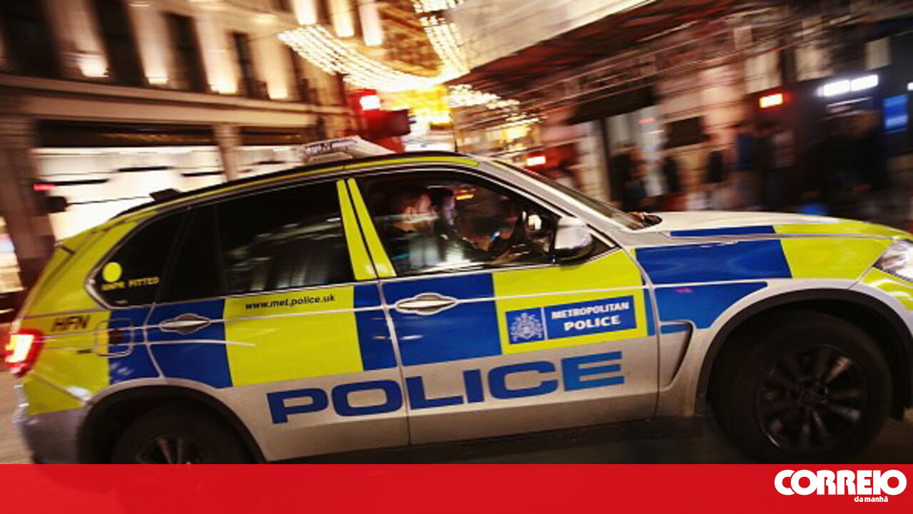 Quatro pessoas ficaram feridas depois que um carro investiu em Leicester – Mondo
