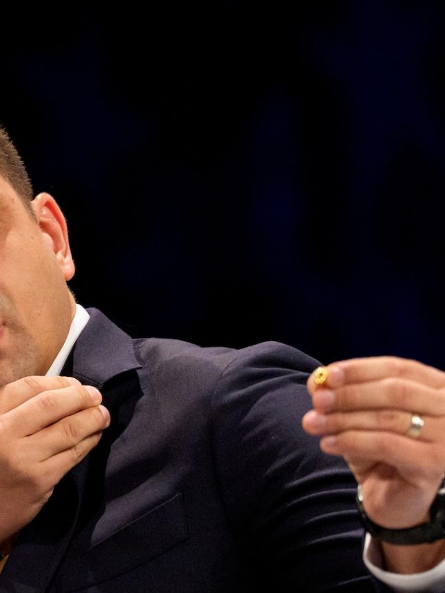 Romania's crossroad braces presidential runoff is seen as a choice between the East and the West