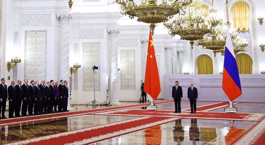 Rússia e China devem ser “Friends of Steel”