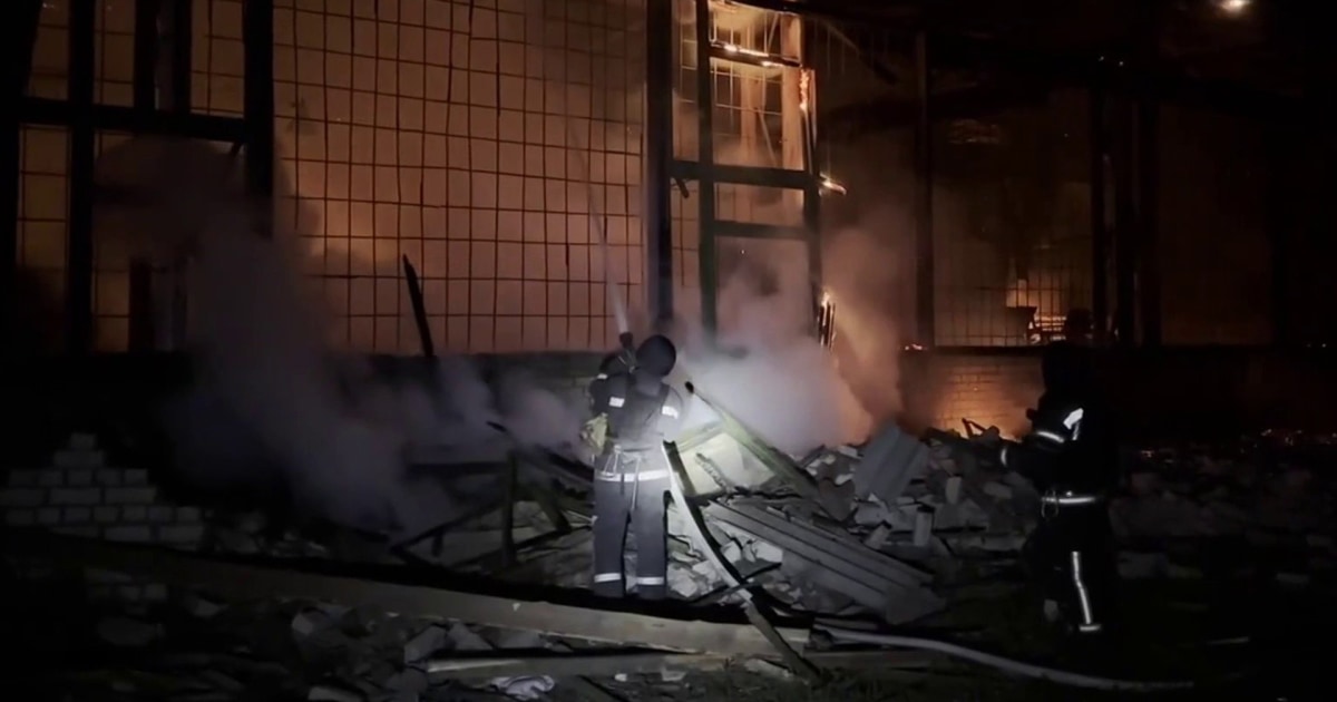 Russia strikes Ukraine before Putin-Trump ceasefire negotiations