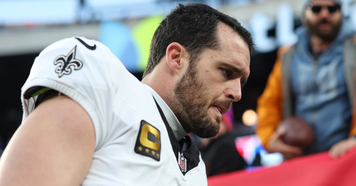 Saint QB Derek Carr retires after “significant degenerate changes” on right shoulder
