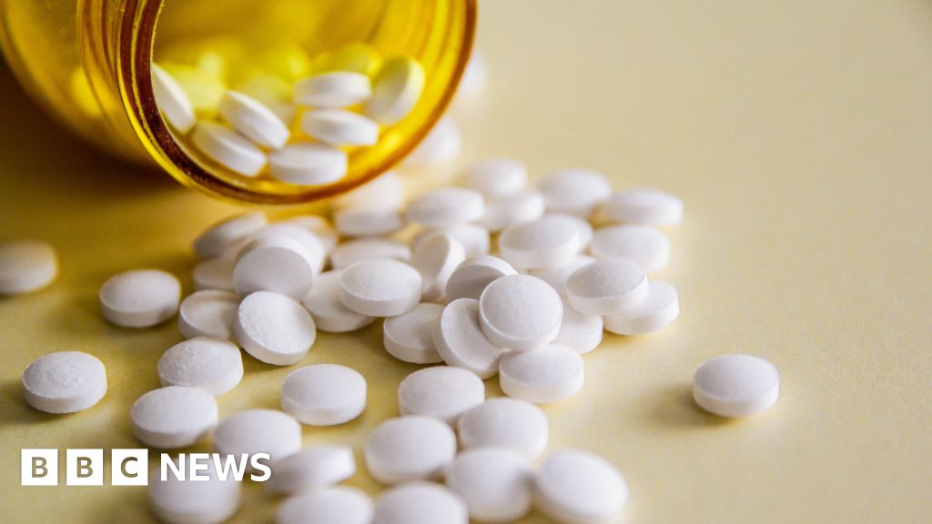 Second pill for endometriosis approved for use in NHS