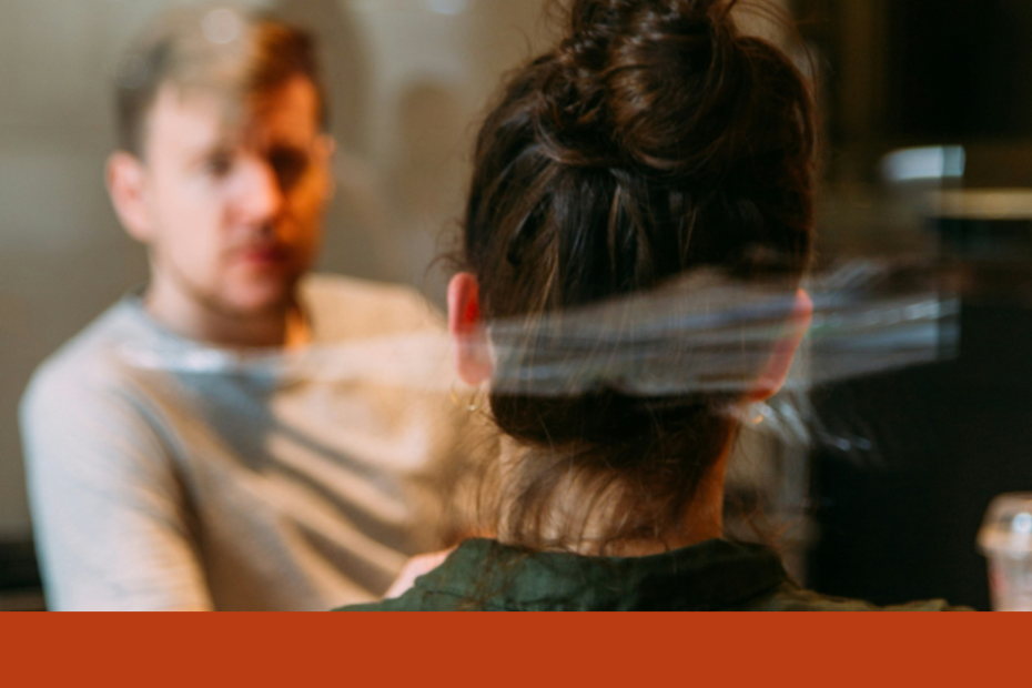 Seis meses procurando emprego: como eu sobrevivi em uma entrevista de emprego circo | Megafone