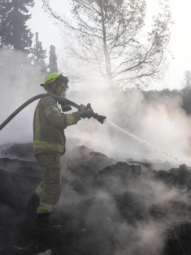 Several countries send firefighting aircraft to Israel to help deal with major wildfires