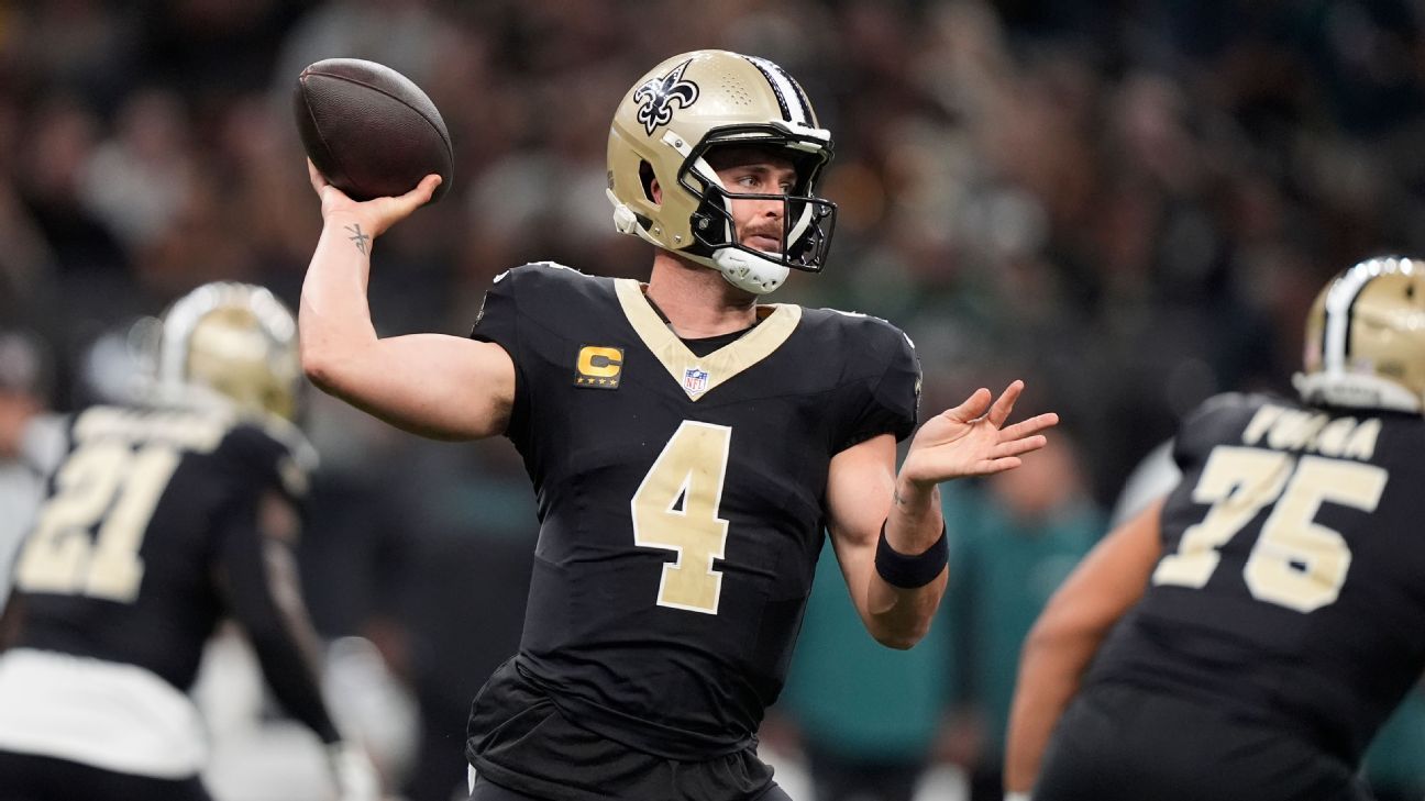 Shoulder Injury Strength Saint QB Derek Carr Retired