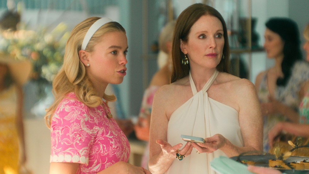 “Sirens” Comment: Julianne Moore is Hypnosis
