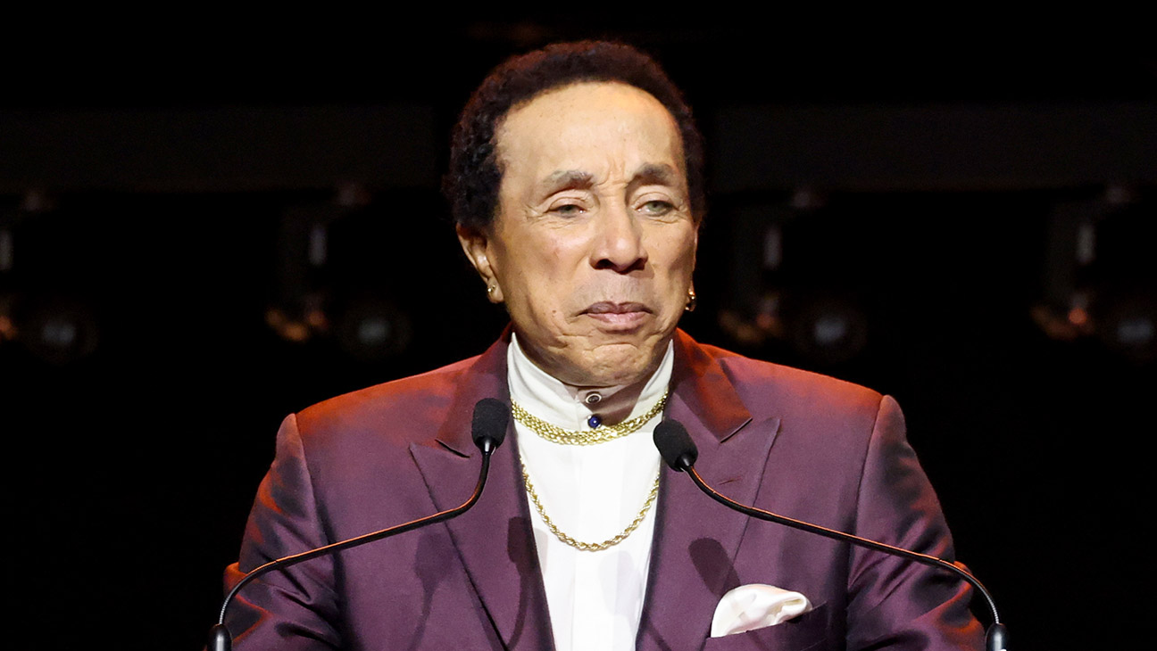 Smoky Robinson accused of sexual assault by four women