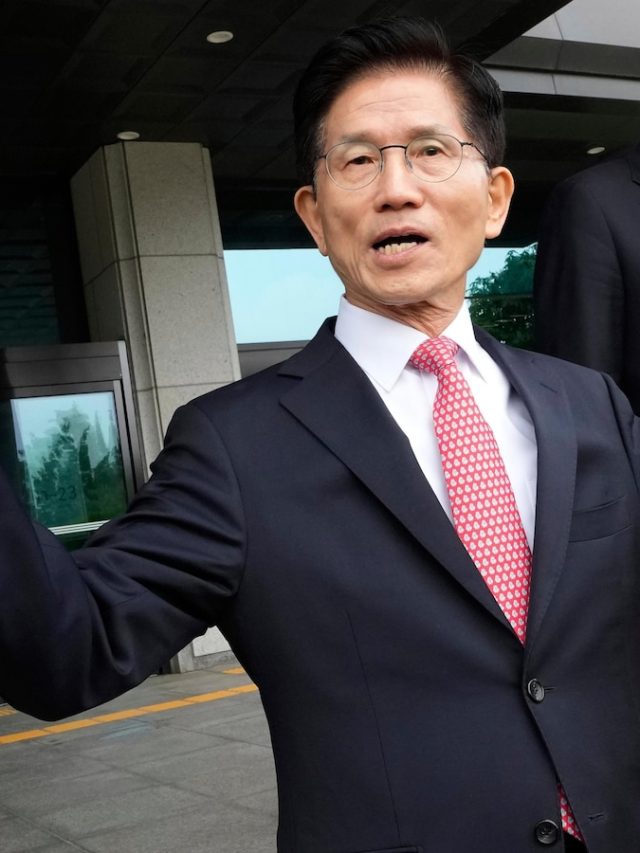 South Korea's Conservative Party fails to change presidential candidate
