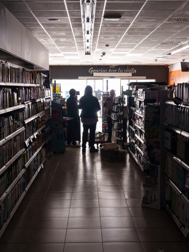 Spanish power outages spark green energy blackout game