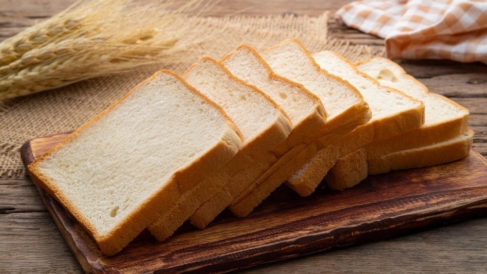 Spend food cuts annual prospects as tariffs bite profits