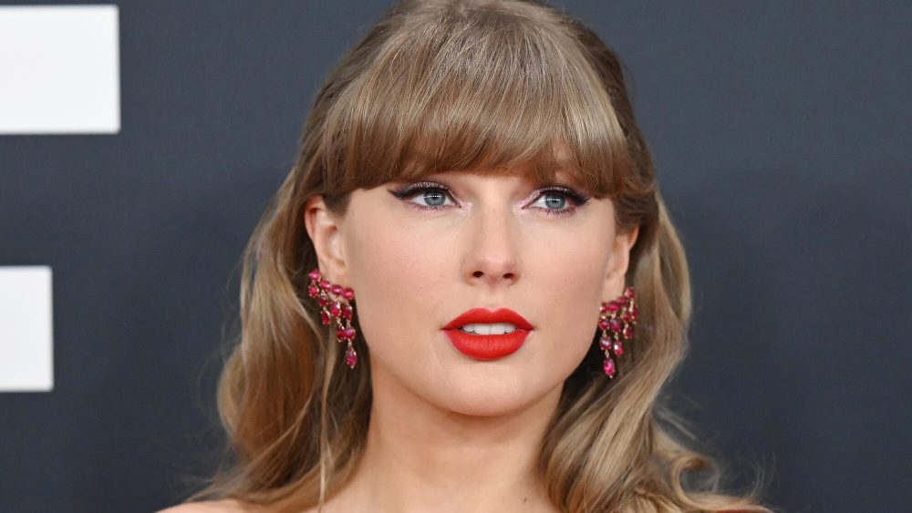 Taylor Swift by Justin Baldoni