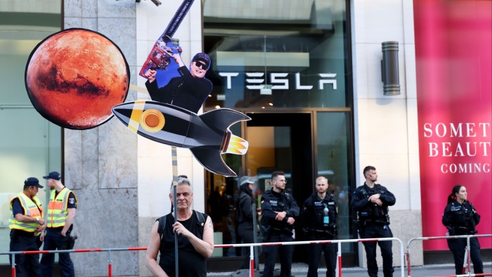 Tesla Board Denied Starting Search for Musk's Successor