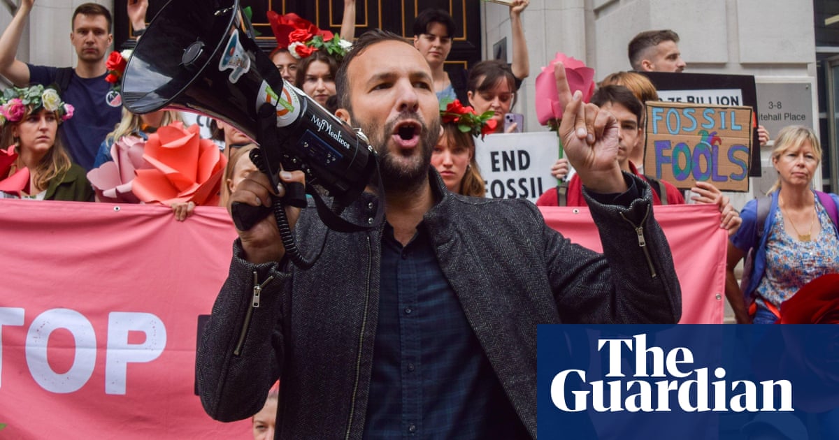 The Greens must choose between election-centered or activist leaders | Greens