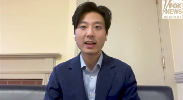The Ivy League student sent a doorman-style email to 3,805 employees as the school costs up to $90,000
