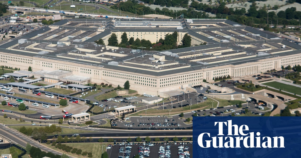 The Pentagon ordered military pulls books related to Dei and “gender ideology” | U.S. Army