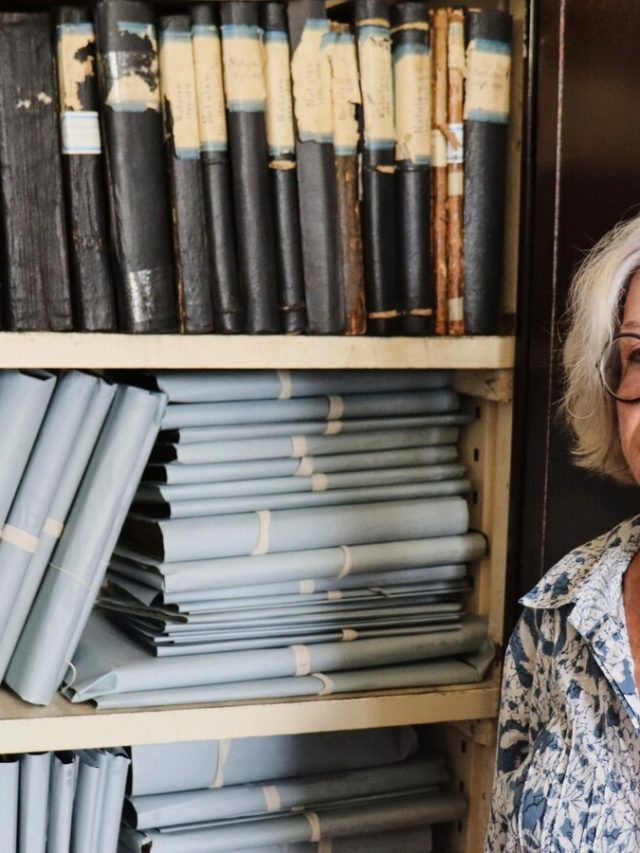 The Suriname team led by the Netherlands digitizes documents to preserve the Jewish history of the Caribbean