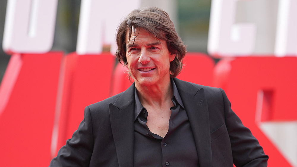 Tom Cruise attends mission impossible final estimate New York premiere