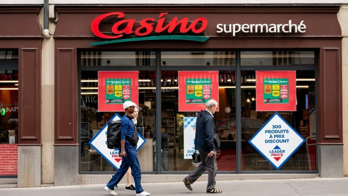 Traders dump casino debts as fears of growing grocery concerns