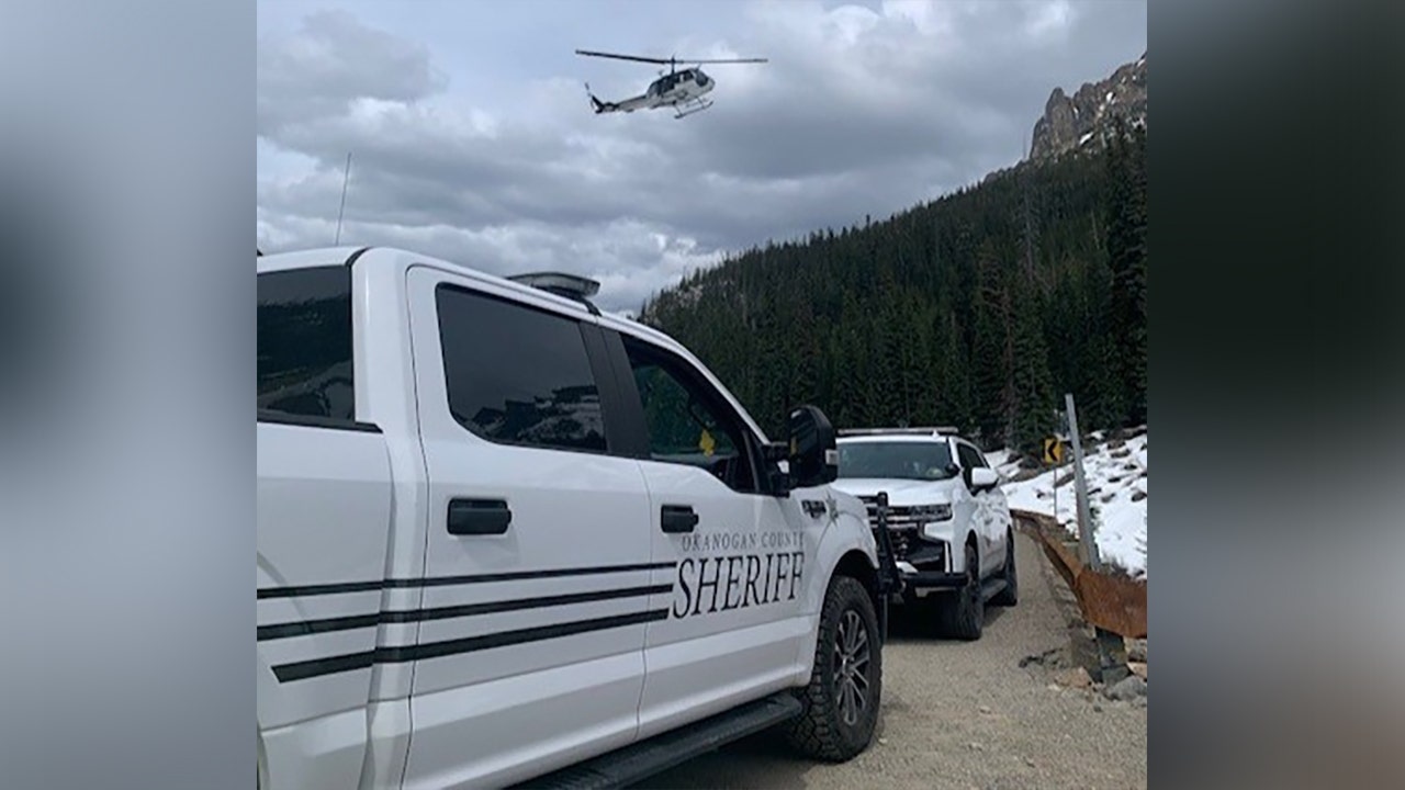 Tragedy strike is when 3 climbers die while going down the mountain