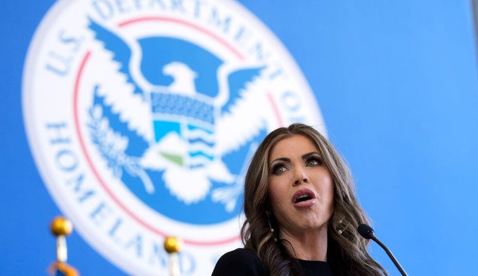 Trump administration calls for Supreme Court intervention to end Venezuelans' temporary protection status