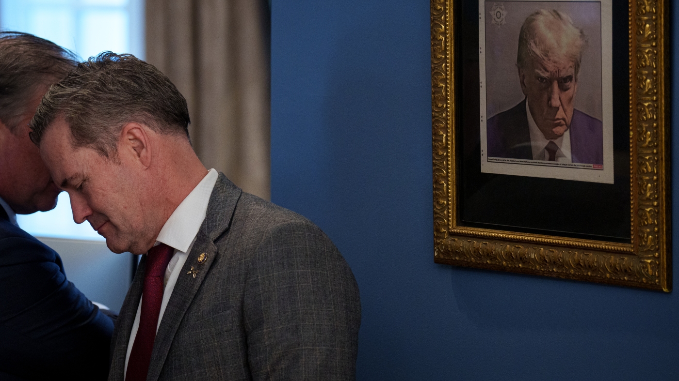 Trump cheers up and sends National Security Advisor Mike Waltz to the UN: NPR