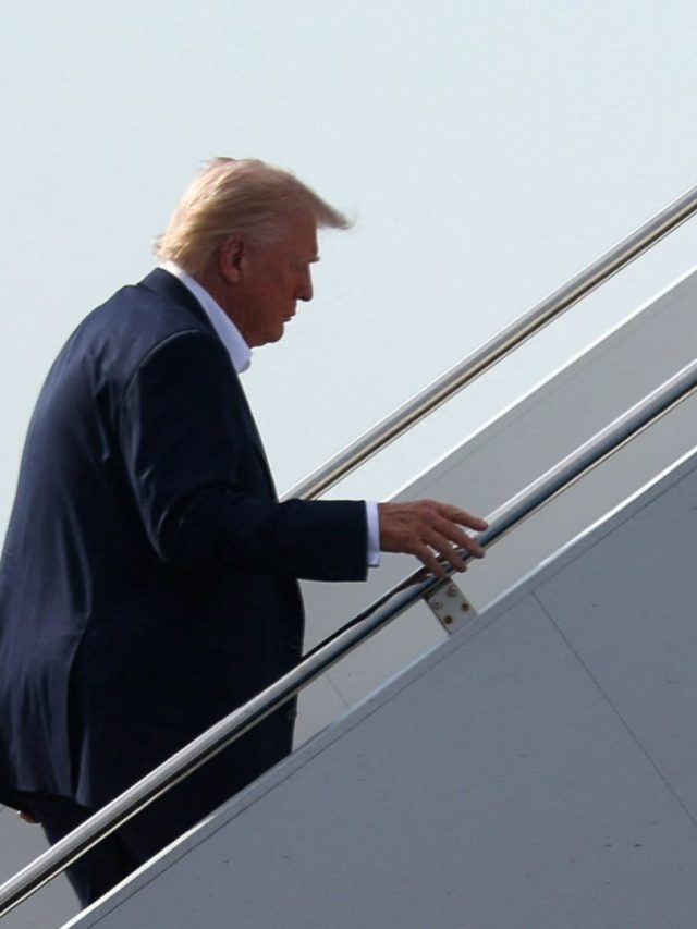 Trump takes Qatar superplane as Air Force