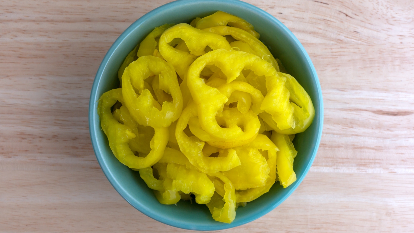 Trump's FDA hopes natural food dyes replace synthetic dyes. Is it easy? :shooting