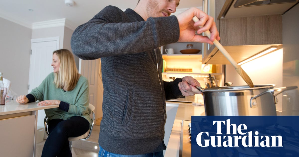 UK's annual energy bill forecast to fall £129 in July | Energy bill
