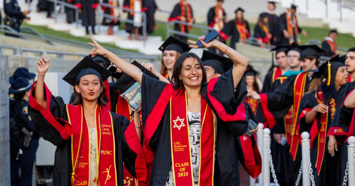 USC Opening Ceremony was held in the gymnasium, a drone performance, fireworks