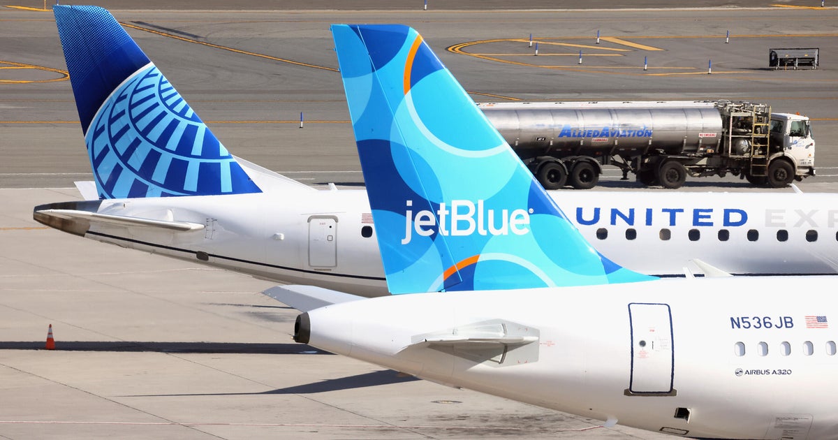 United Airlines and JetBlue strike agreement will affect flyer points, return to Kennedy Airport