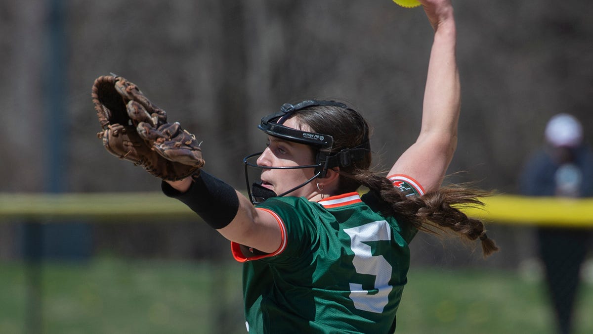 Voting for this week's Daily News Softball Player (5/12-18)