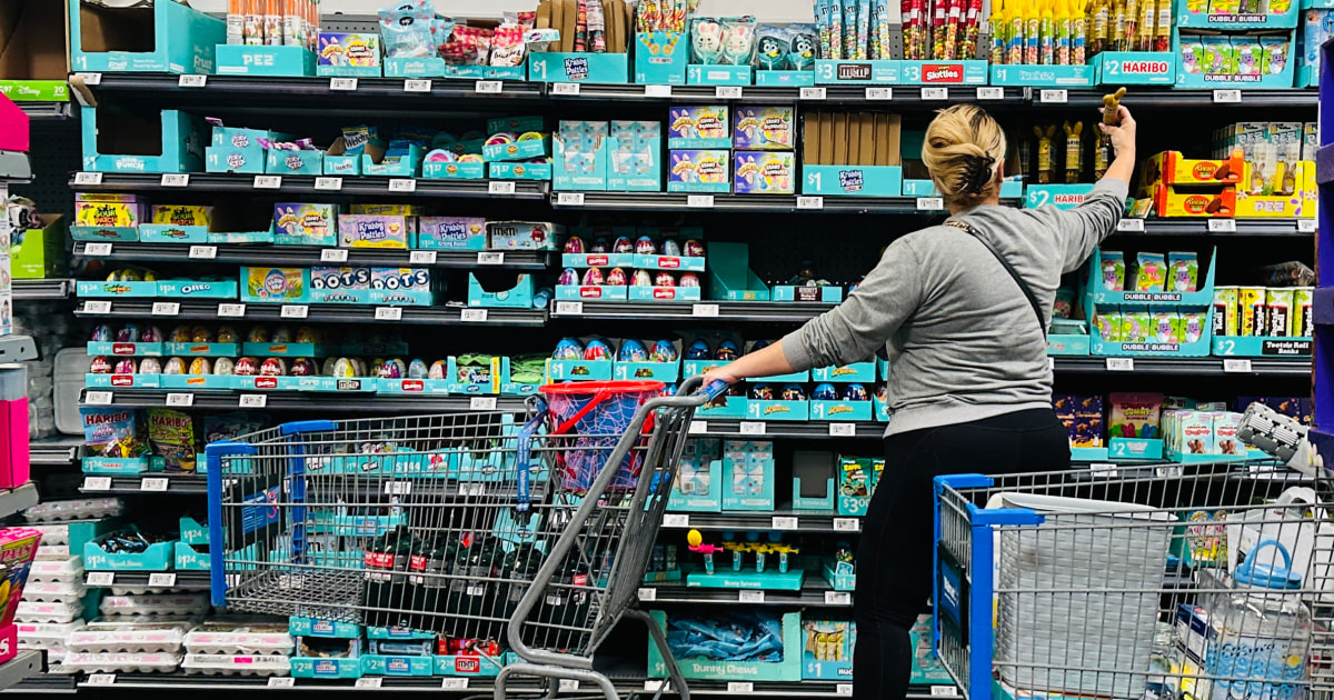Walmart's tariff price surge could be weeks