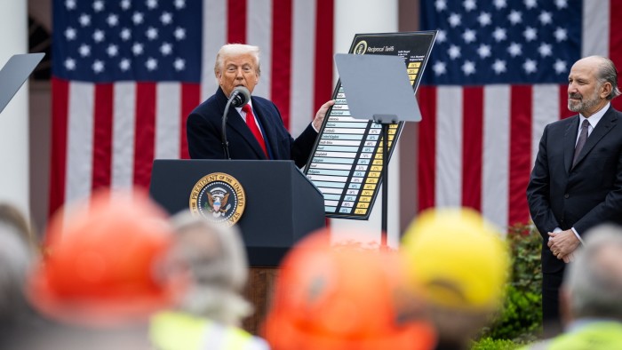 What is the backup option for Trump to rebuild the US tariff wall?