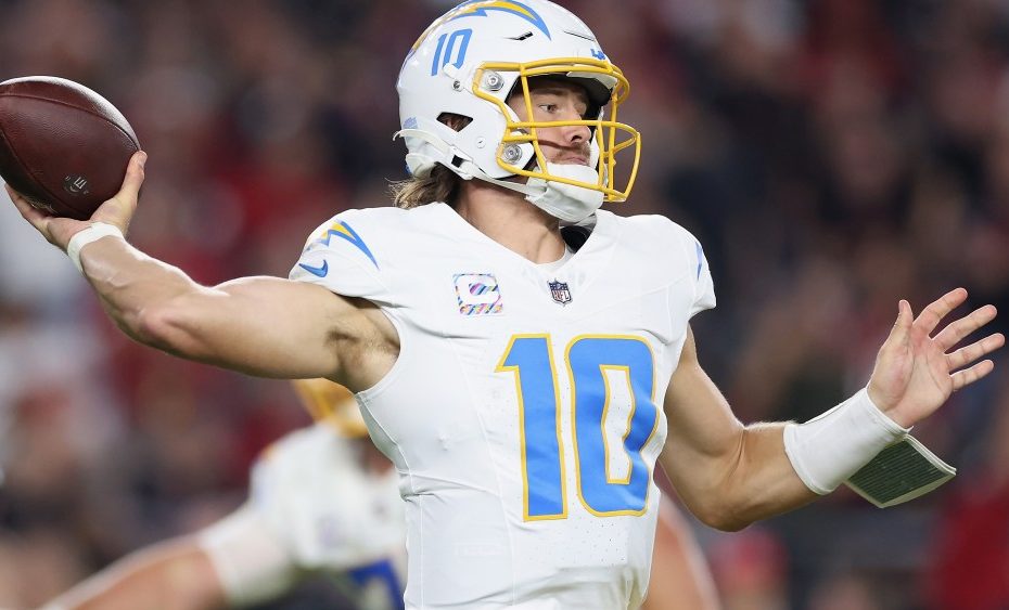 YouTube first gets live NFL game video giant