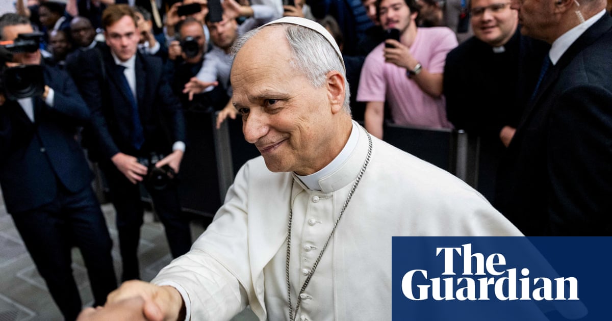 Zelenskyy invites Pope Leo to Ukraine because Pontiff tells reporters to protect freedom of speech | Pope Leo 14