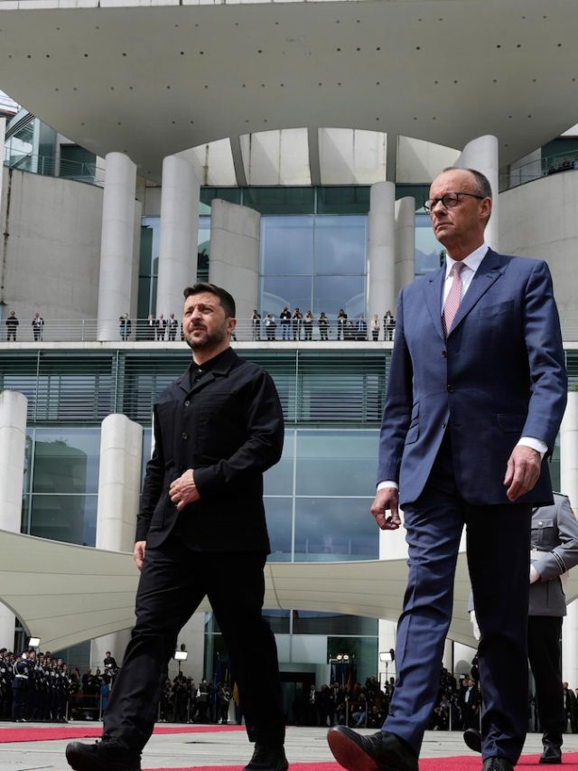 Zelenskyy visits Berlin as he seeks more support for Ukraine's defense as Russia attacks