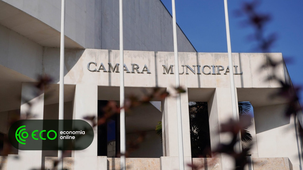 municípios de Íshavo reduzidos em quase 60%