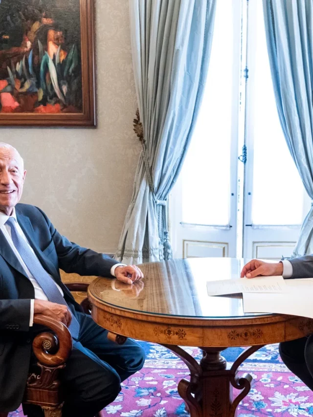 XXV Primeiro Ministro e Ministro do Governo Constitucional revelado