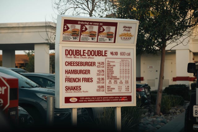 3 things to know before opening a franchise restaurant