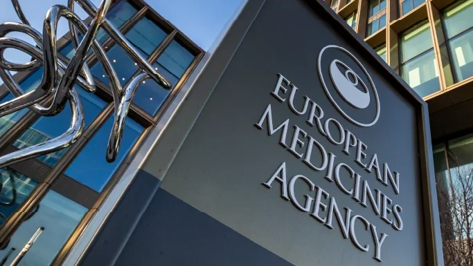 A doença ocular é um dos raros efeitos colaterais dos medicamentos