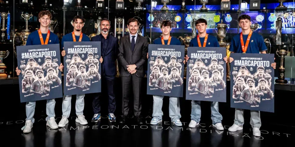 A vila dos campeões europeus – Boas: “Vale o representante do clube de futebol e nossa boa forma”
