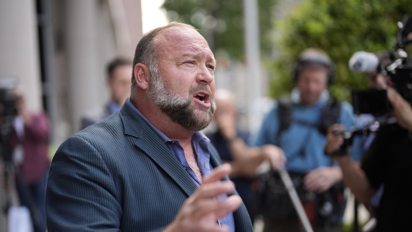 Alex Jones hasn't paid for Sandy Hook family: NPR