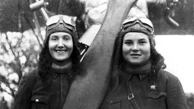 An outstanding all-female flight team that helped defeat the Nazis – Wooden Aircraft