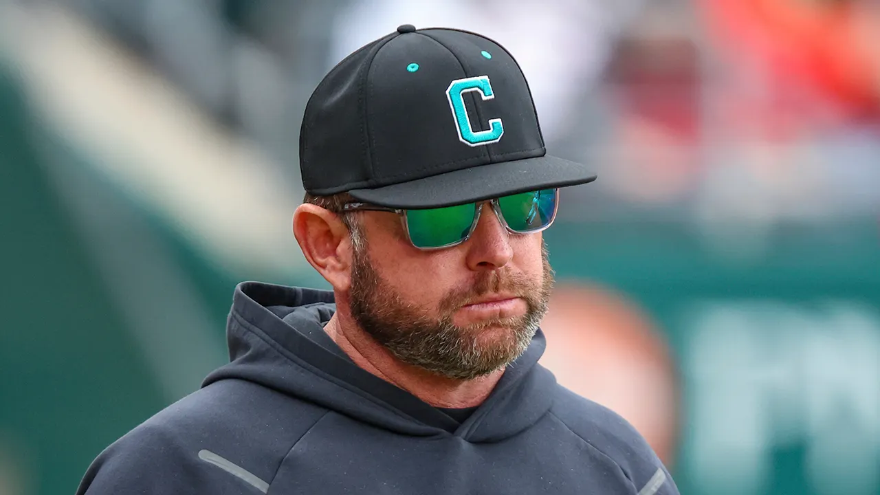 Coastal Carolina coach calls Florida's O'Sullivan bully after game