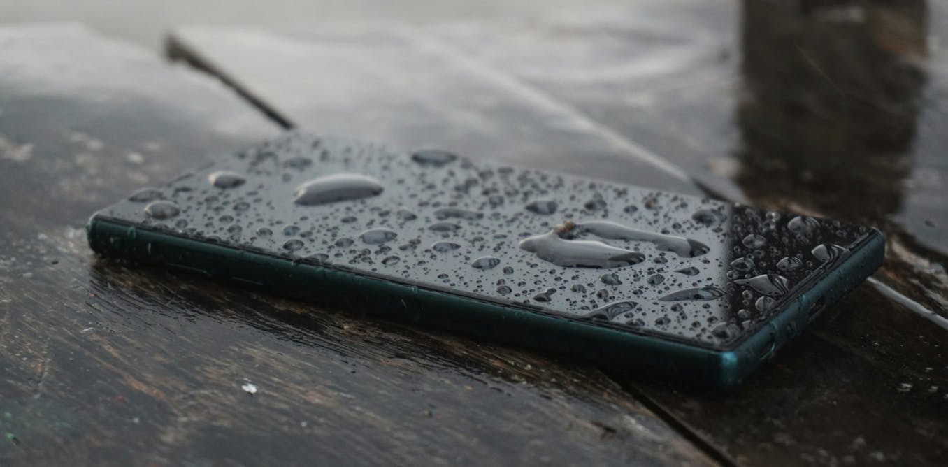 Debunking the myth about when the device is wet