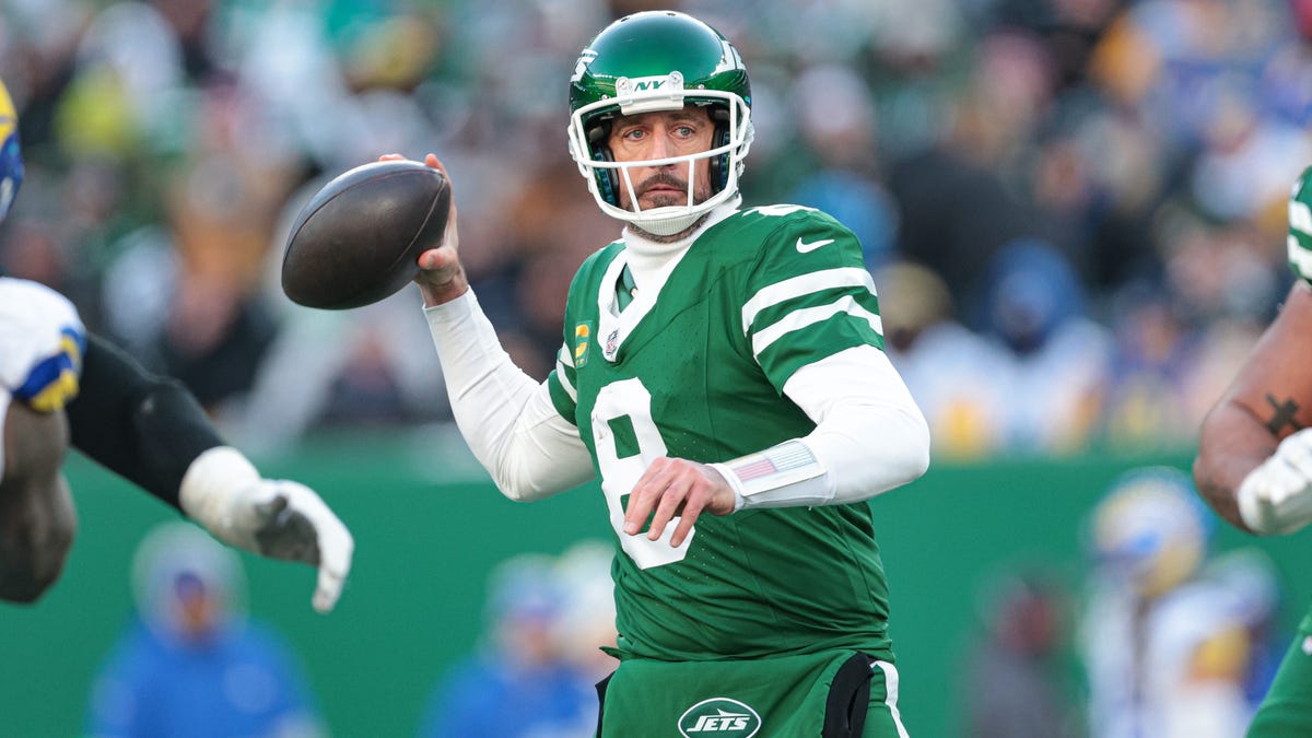 Grading 2025 NFL QB moves, from Aaron Rodgers to Joe Milton
